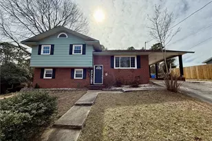 1440 Marlborough Rd, Fayetteville, NC 28304 - Photo 1