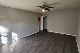 1108-B Norwood St, Fayetteville, NC 28305 - Photo 6