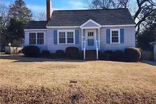 930 Chester Cir, Fayetteville, NC 28303 - Photo 2