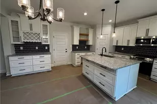 7194 Manassas St, Fayetteville, NC 28304 - Photo 8