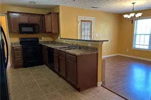 2401 Camp Lejeune Ct, Hope Mills, NC 28348 - Photo 6