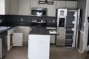 5325 Miranda Dr, Hope Mills, NC 28348 - Photo 4