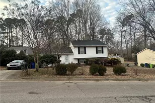 7121 Shellburne Dr, Raleigh, NC 27612 - Photo 12