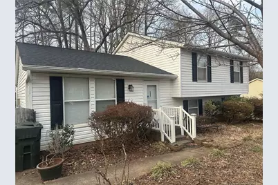 7121 Shellburne Drive, Raleigh, NC 27612 - Photo 2