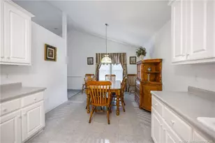 401 W Brocklyn St, Benson, NC 27504 - Photo 8