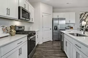 372 Hartfield Ave, Raeford, NC 28376 - Photo 6