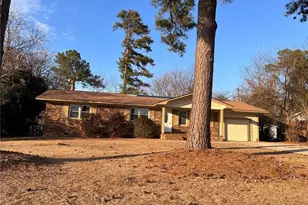 7534 Cliffbourne Dr, Fayetteville, NC 28303 - Photo 2