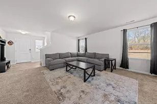 1705 Redbout Ct, Hope Mills, NC 28348 - Photo 12