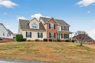 6033 Begonia Dr, Fayetteville, NC 28314 - Photo 4