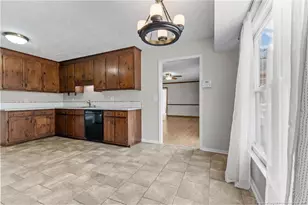 946 Pepperwood Dr, Fayetteville, NC 28311 - Photo 18