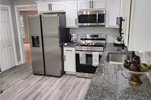 6205 Gambrills Ct, Fayetteville, NC 28304 - Photo 10