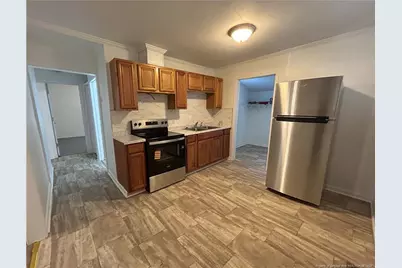 503 E Sixth Avenue, Raeford, NC 28376 - Photo 4