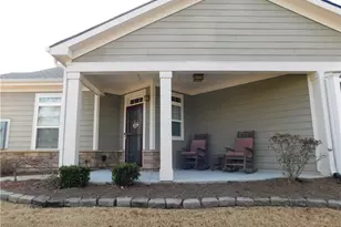 170 Nandina Ct, Fayetteville, NC 28311 - Photo 2