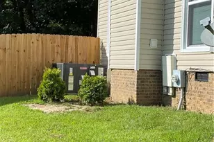 1212 Butterwood Cir, Fayetteville, NC 28314 - Photo 4