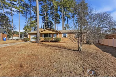 1304 Chara Court, Spring Lake, NC 28390 - Photo 4