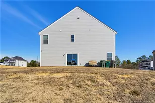913 Sapphire Stone Ln, Hope Mills, NC 28348 - Photo 46