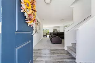 913 Sapphire Stone Ln, Hope Mills, NC 28348 - Photo 6