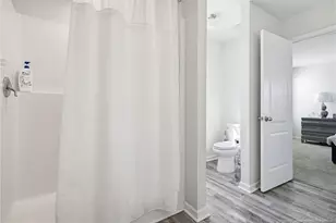 913 Sapphire Stone Ln, Hope Mills, NC 28348 - Photo 36