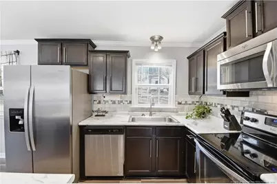 901 Edenwood Drive, Fayetteville, NC 28303 - Photo 18