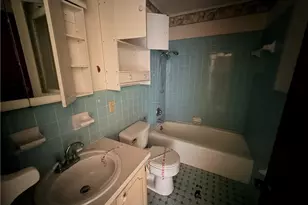 809 W Allen Ln, Laurinburg, NC 28352 - Photo 6