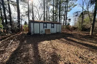 809 W Allen Ln, Laurinburg, NC 28352 - Photo 10