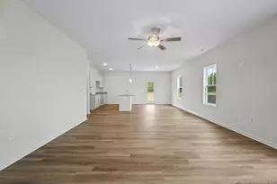 158 Seaford Ln Lot 06, Aberdeen, NC 28315 - Photo 6