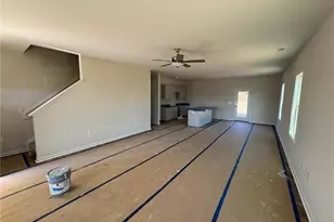 158 Seaford Ln Lot 06, Aberdeen, NC 28315 - Photo 2