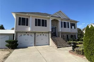 109 Canyon Ct Ct, Sanford, NC 27332 - Photo 1