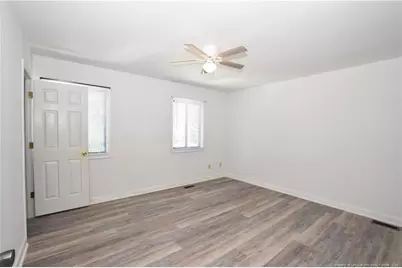 400 N Steel Street #Unit B, Sanford, NC 27330 - Photo 12