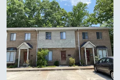 400 N Steel Street #Unit B, Sanford, NC 27330 - Photo 2