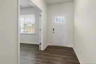 1031 Misty Creek Dr, Aberdeen, NC 28315 - Photo 2