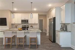 533 Walking Ln, Fayetteville, NC 28311 - Photo 6