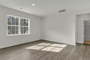 1034 Misty Creek Dr, Aberdeen, NC 28315 - Photo 12