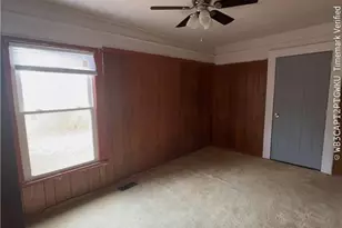 2040 Laurel Lake Rd, Salemburg, NC 28385 - Photo 6