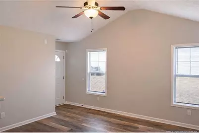 528 Bellgrove Drive, Hope Mills, NC 28348 - Photo 4