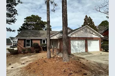728 Bent Creek Drive, Hope Mills, NC 28348 - Photo 2