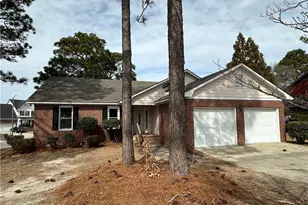 728 Bent Creek Dr, Hope Mills, NC 28348 - Photo 2