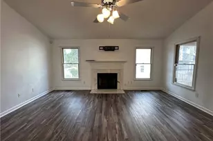 728 Bent Creek Dr, Hope Mills, NC 28348 - Photo 10