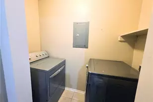 1861-3 Tryon Dr, Fayetteville, NC 28303 - Photo 10