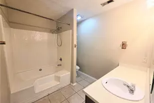 1861-3 Tryon Dr, Fayetteville, NC 28303 - Photo 16