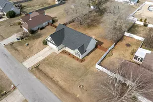 275 Seabiscuit Dr, Raeford, NC 28376 - Photo 36