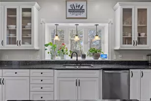 144 W Lake Ridge Rd, Raeford, NC 28376 - Photo 10