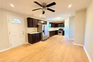 425 N Platte Rd, Fayetteville, NC 28303 - Photo 8