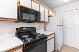 250 Waterdown Dr, Fayetteville, NC 28314 - Photo 14