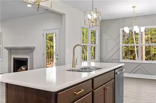 4011 Arcadia Ct, Fayetteville, NC 28311 - Photo 8