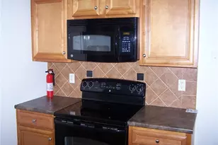 1753 Cherrypoint Dr, Fayetteville, NC 28306 - Photo 6