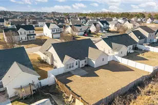 521 Fairfield Cir, Raeford, NC 28376 - Photo 40