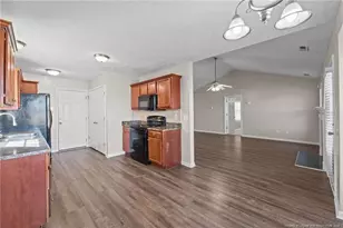 521 Fairfield Cir, Raeford, NC 28376 - Photo 16