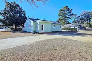 5200 Spruce Dr, Fayetteville, NC 28304 - Photo 34