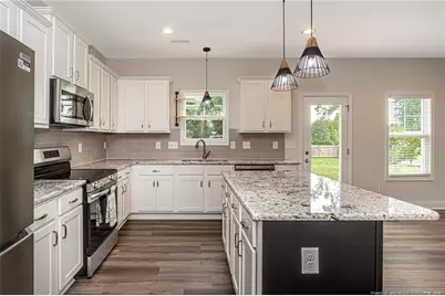 703 Amusement Drive, Hope Mills, NC 28348 - Photo 8